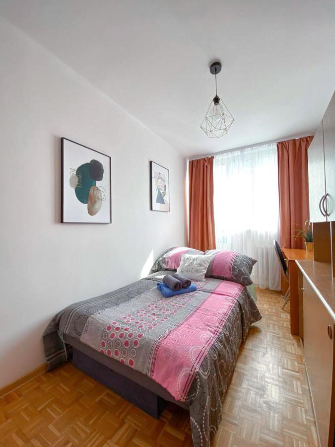 Room №2 Grzybowska 5 The Very Center Of Varsavia Esterno foto